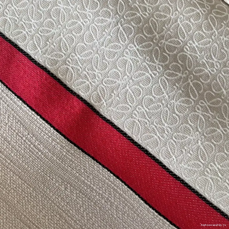 Fashionrepsfam ru 2210YA0047 Loewe Bag 0809